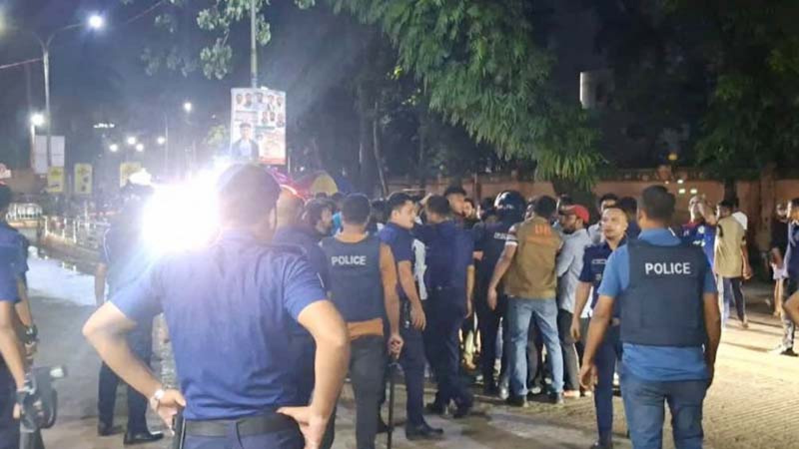 নাসীরুদ্দীন-সারজিসের ওপর হামলা কেন, যা বলছেন স্থানীয় বিএনপি নেতারা