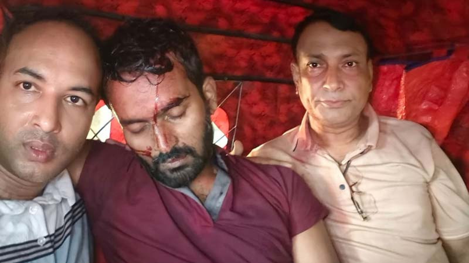খুলশীতে মাদক কারবারি ধরতে গিয়ে কিশোর গ্যাংয়ের হামলায় ৭ পুলিশ আহত