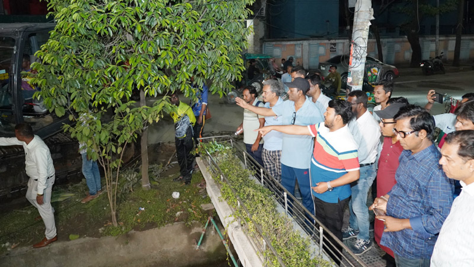 আগামী বর্ষা মৌসুমে জলাবদ্ধতা রোধে মাঠে তৎপর রাসিক প্রশাসক