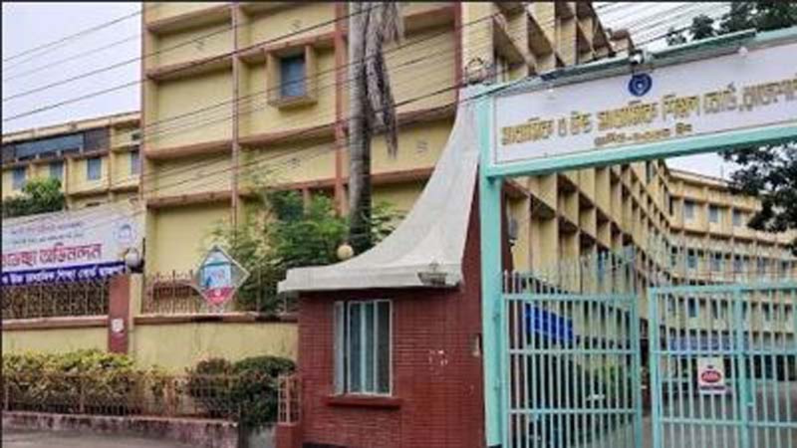 রাজশাহী শিক্ষাবোর্ডে এসএসসির প্রায় ৯৯ হাজার খাতা চ্যালেঞ্জ