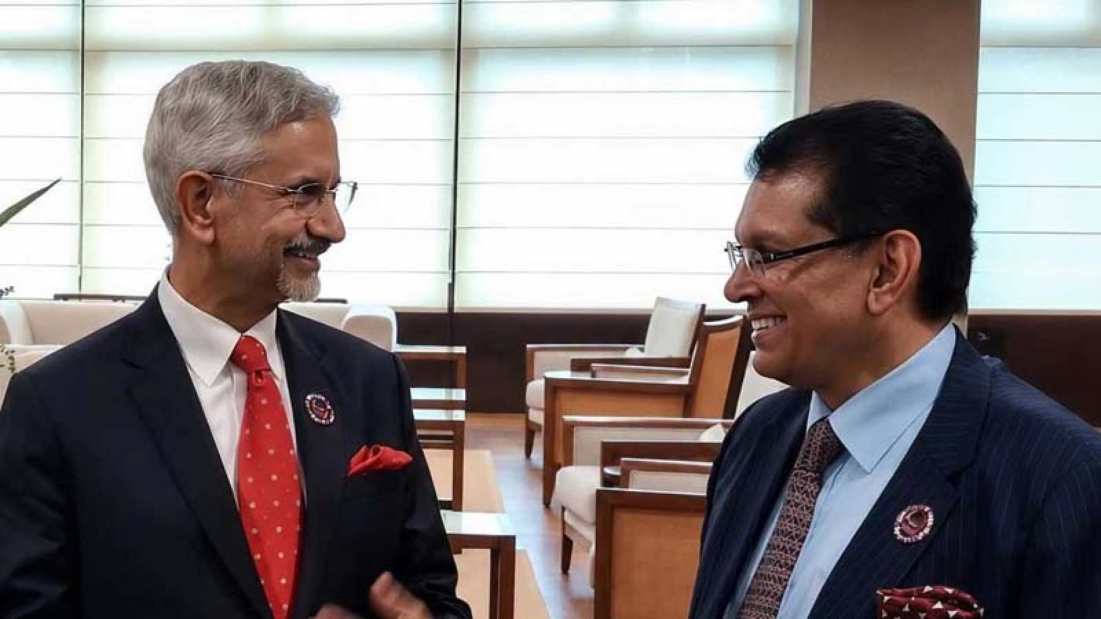 ম্যানিলায় বাংলাদেশ ও ভারতের পররাষ্ট্র মন্ত্রীর শুভেচ্ছা বিনিময়