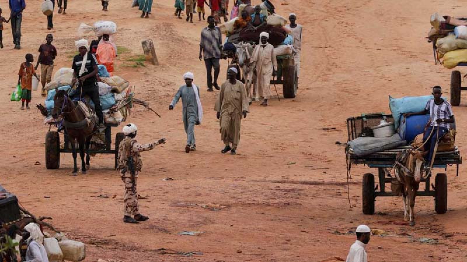 সুদানের হাসপাতালে হামলায় ১৩ শিশুসহ নিহত ৬৪