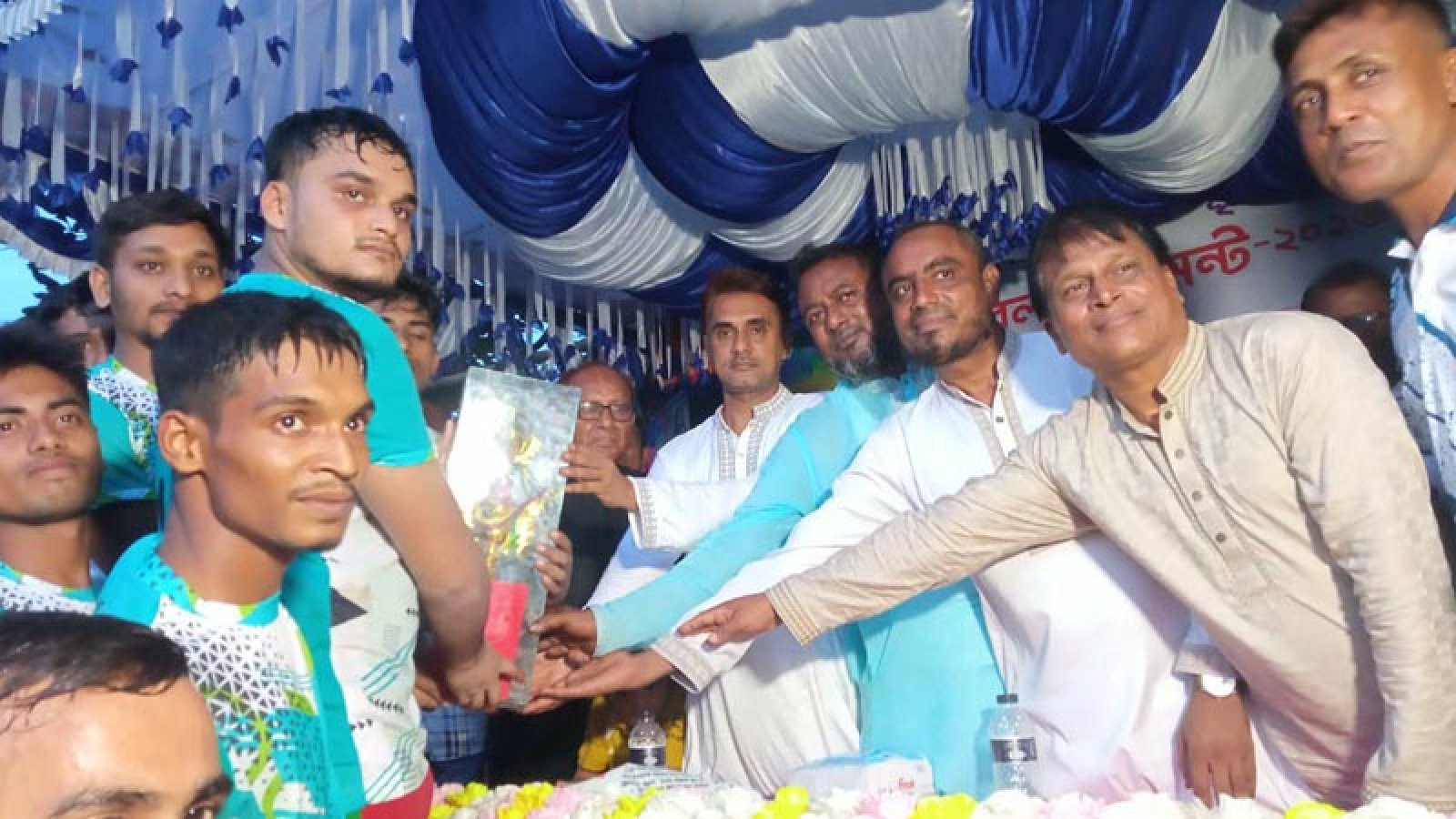 বাঘায় ইয়ার মোহাম্মদ চেয়ারম্যান স্মৃতি ফুটবল টুর্নামেন্টের ফাইনাল খেলা অনুষ্ঠিত