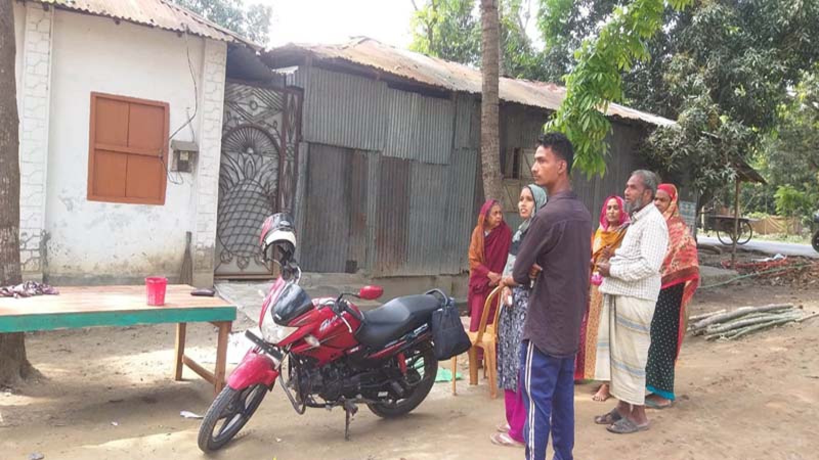 কনের গায়ে হলুদের আনন্দ শেষ হতে না হতেই বরের মৃত্যুর খবরে স্তব্ধ পরিবার