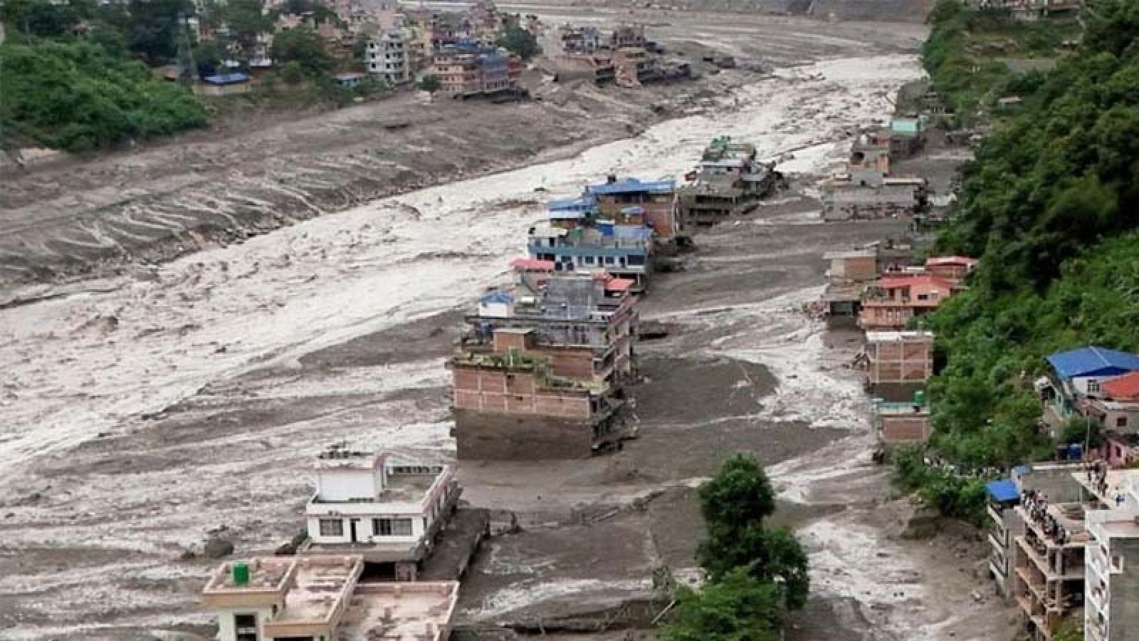 নেপালে বন্যায় নিহত প্রায় ৬০০, নিখোঁজ দুই হাজারের কাছাকাছি