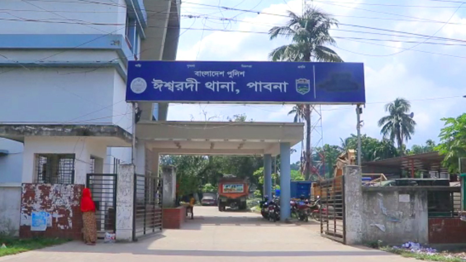 পাবনায় দাদি-নাতনি হত্যা, মামলা দায়ের