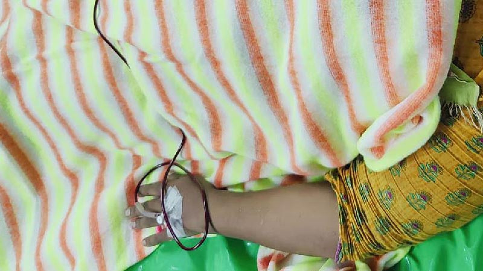 দারুস সালামে বাসার জানালা দিয়ে গুলি, গৃহবধূ গুলিবিদ্ধ