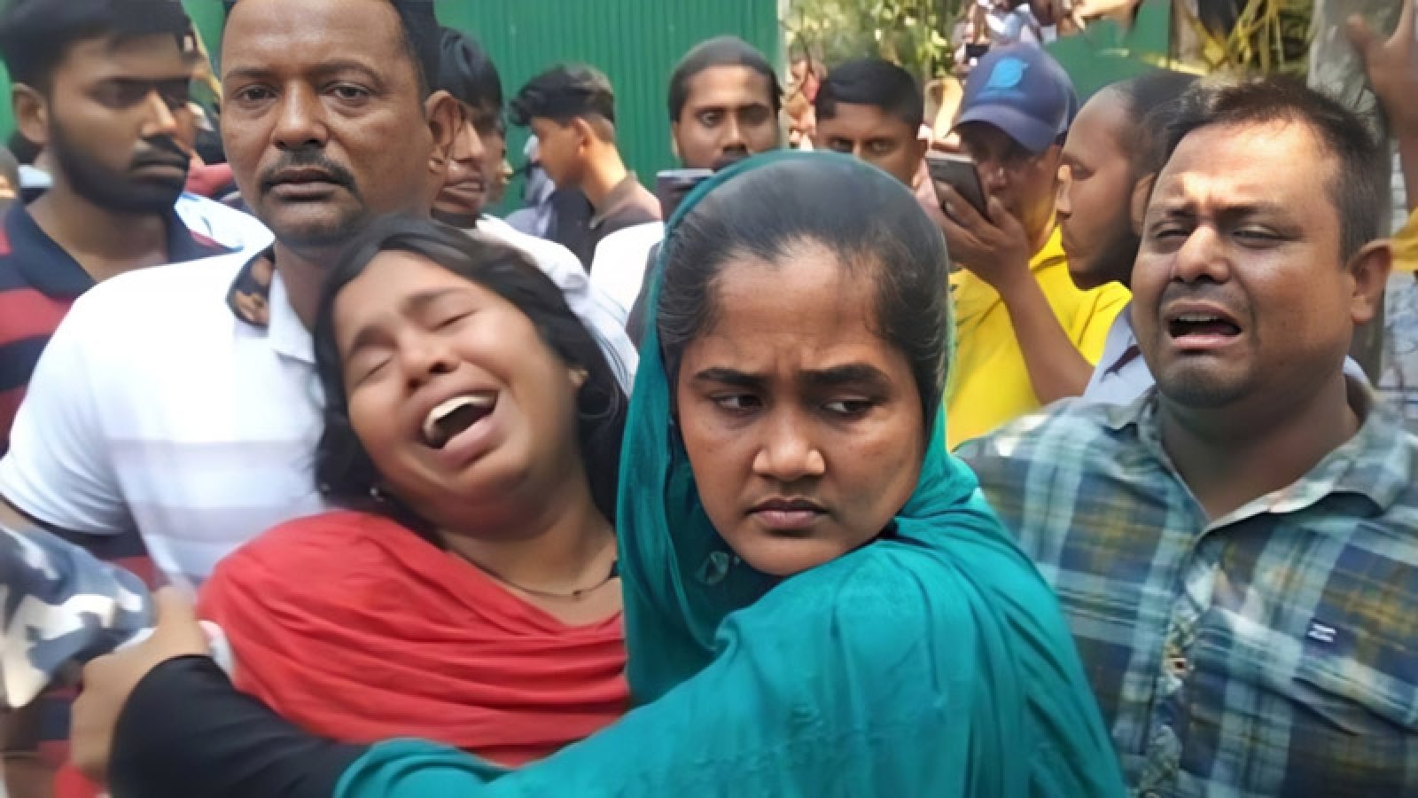 গাজীপুরে ৫ খুনের ঘটনায় মামলা দায়ের