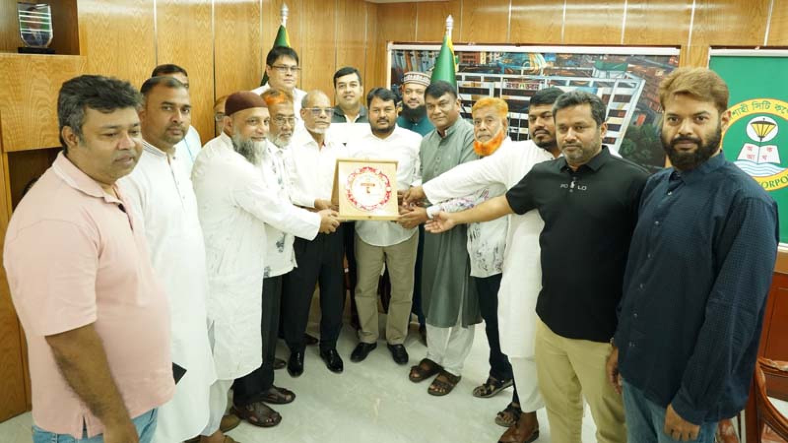 রাসিক প্রশাসকের সঙ্গে চেম্বার নেতৃবৃন্দের সৌজন্য সাক্ষাৎ