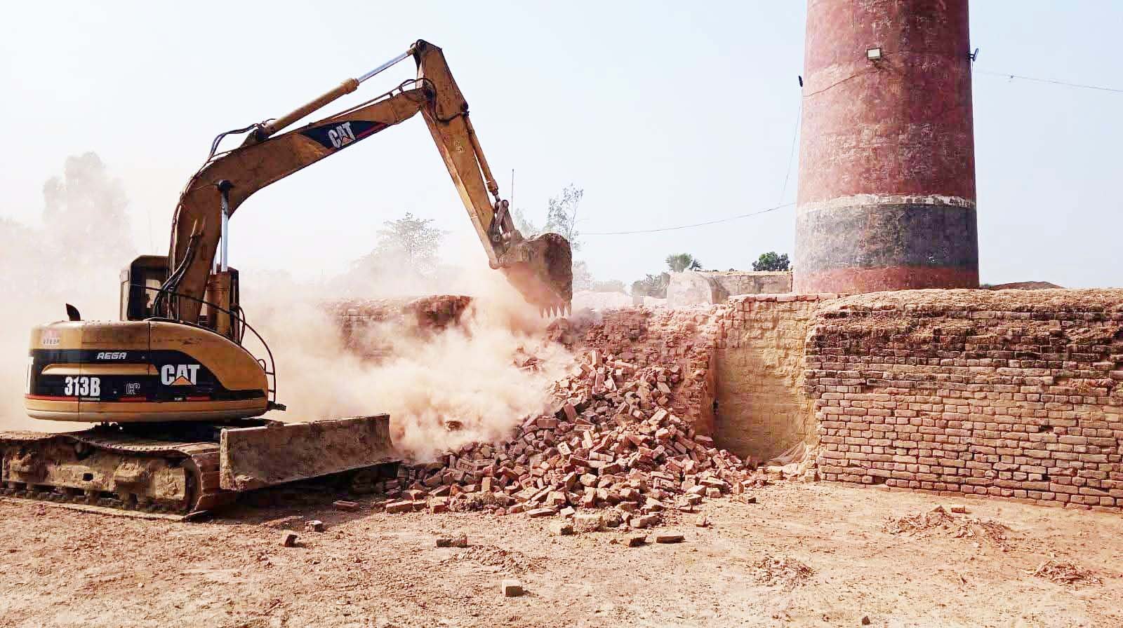 পোরশায় ৭টি অবৈধ ইটভাটা বন্ধ