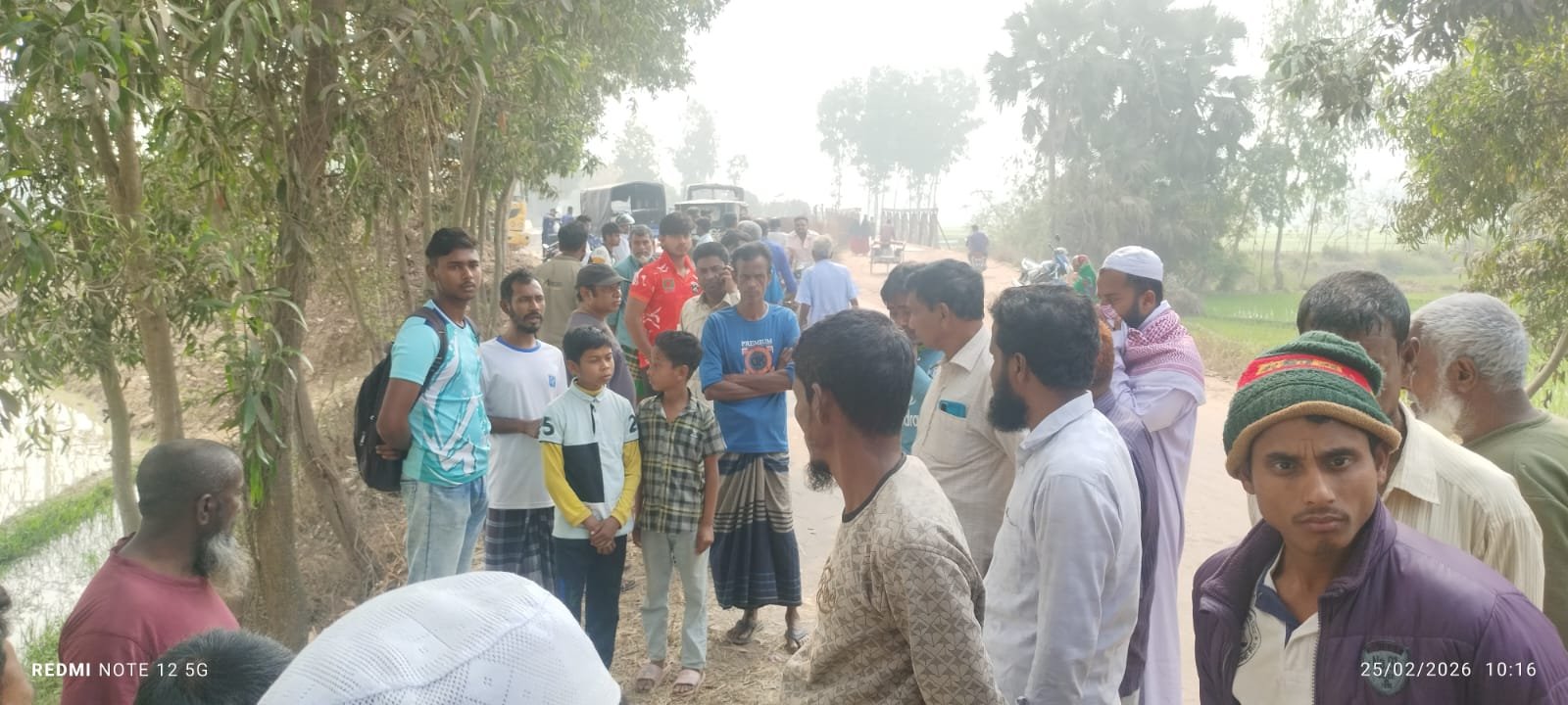 বগুড়ায় ধানক্ষেত থেকে ভ্যানচালকের মরদেহ উদ্ধার