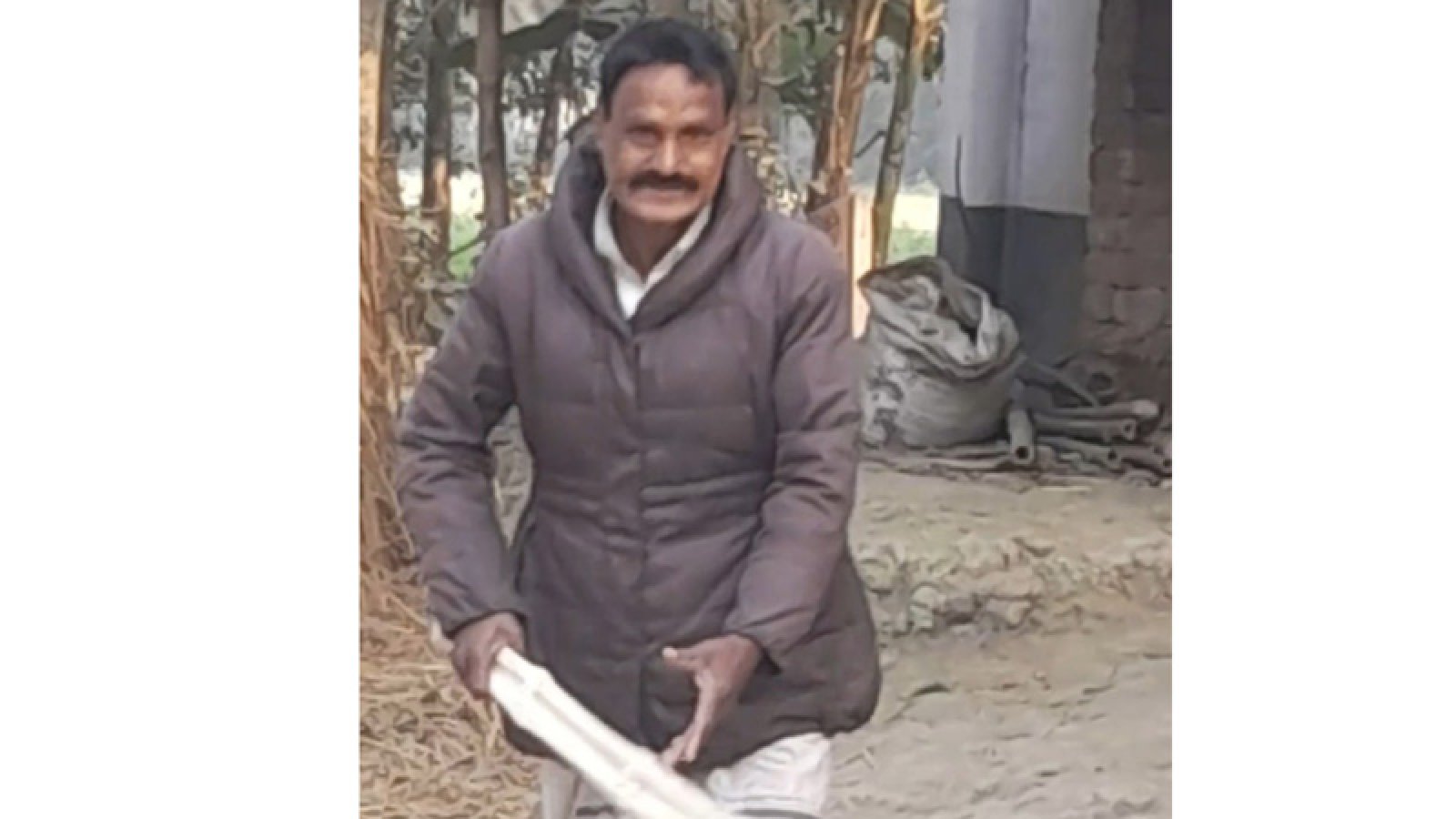 বদলগাছীতে ভাগি শরীক ৯ জনের বিরুদ্ধে থানায় মারপিটের ‘মিথ্যা’ মামলা দায়ের