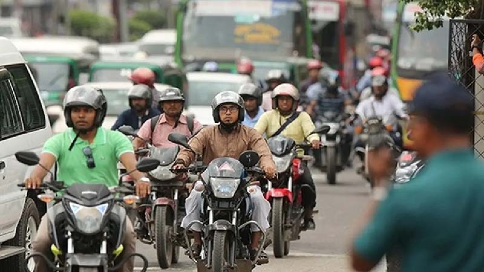 মোটরসাইকেলের সামনে নম্বরপ্লেট বাধ্যতামূলক