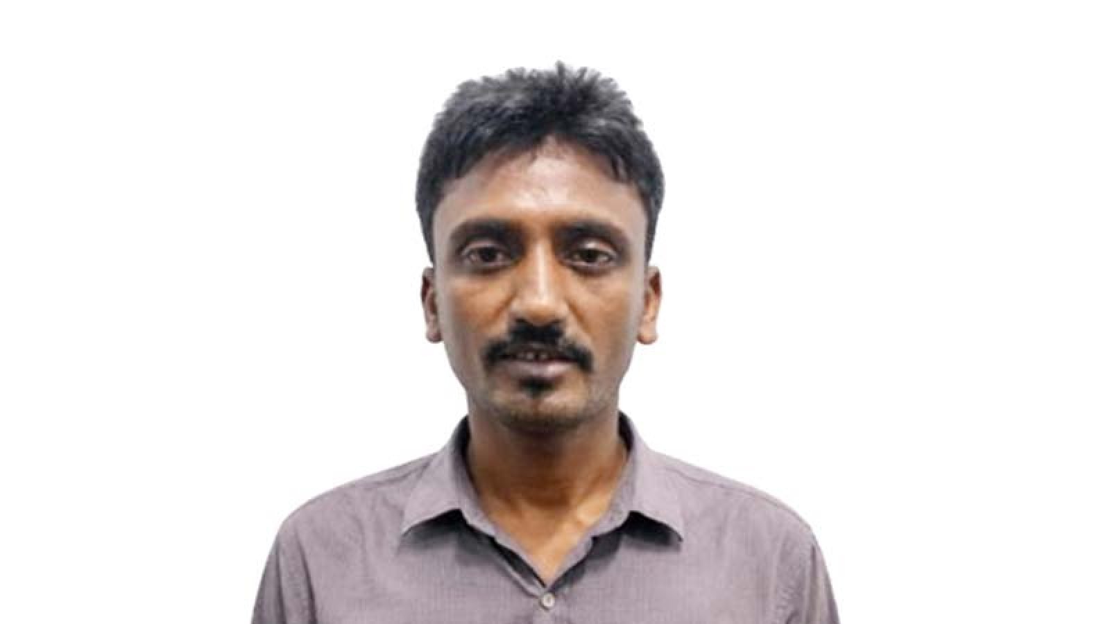 নগরীতে ১ মাদক ব্যবসায়ী গ্রেপ্তার, Broncof-c সিরাপ উদ্ধার