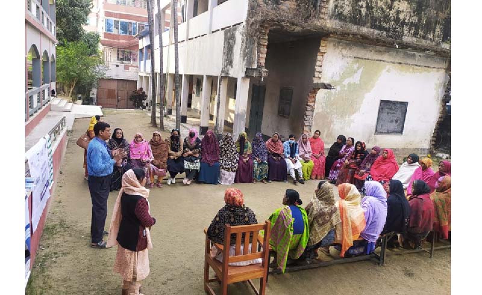 জেন্ডার ভিক্তিক সহিংসতা প্রতিরোধে সচেতনতামূলক উঠান বৈঠক অনুষ্ঠিত