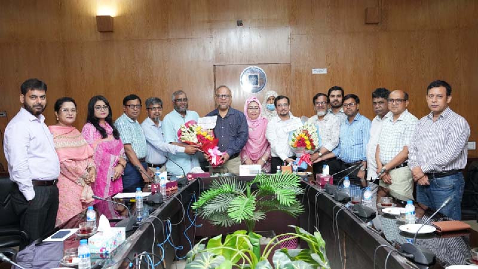 রাবি উপ-উপাচার্যদ্বয়ের সাথে প্রাধ্যক্ষ পরিষদের সৌজন্য সাক্ষাৎ ও মতবিনিময়