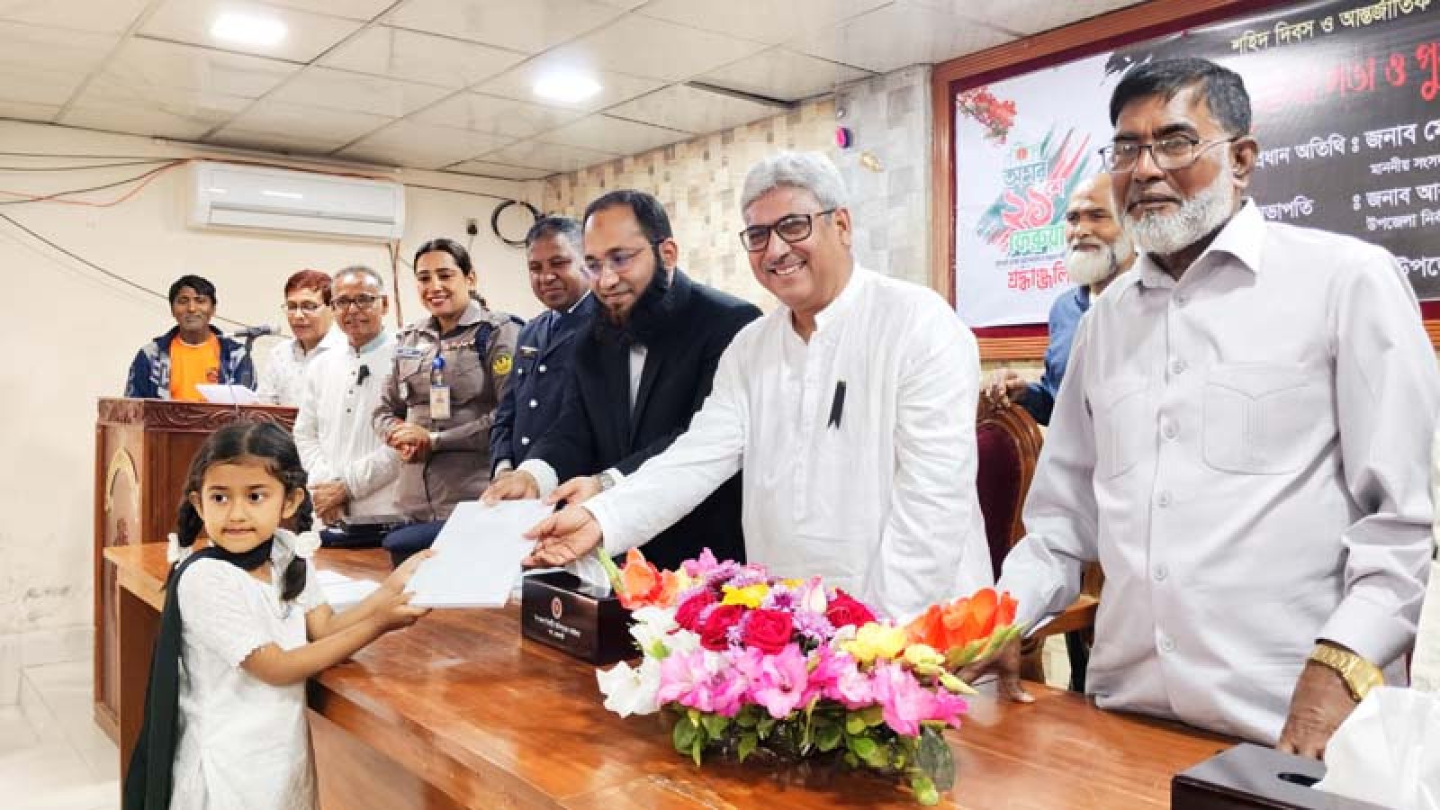 জনগণের টাকায় উন্নয়ন প্রকল্পে কোনো অনিয়ম চলবে না: এমপি মিলন
