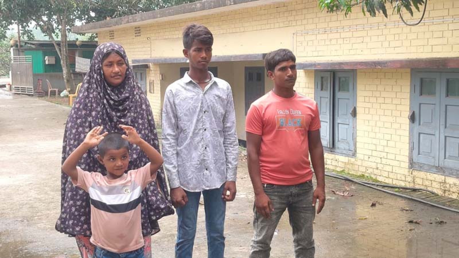সোনামসজিদ স্থলবন্দর দিয়ে চার ভারতীয় নাগরিক হস্তান্তর
