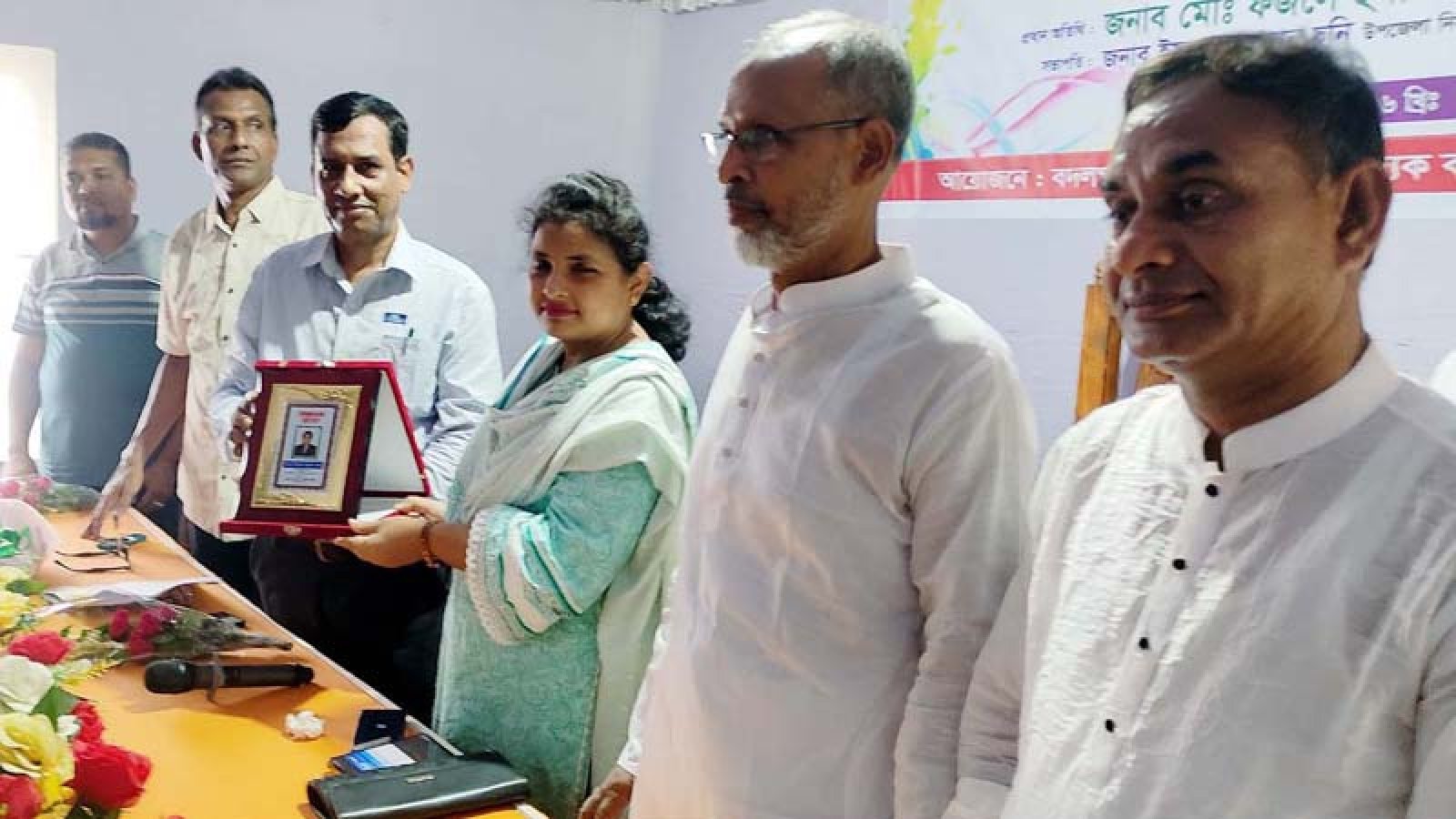 বদলগাছী কারিগরি ও ব্যাণিজ্যিক কলেজের এইচএসসি পরীক্ষার্থীদের বিদায় অনুষ্ঠান