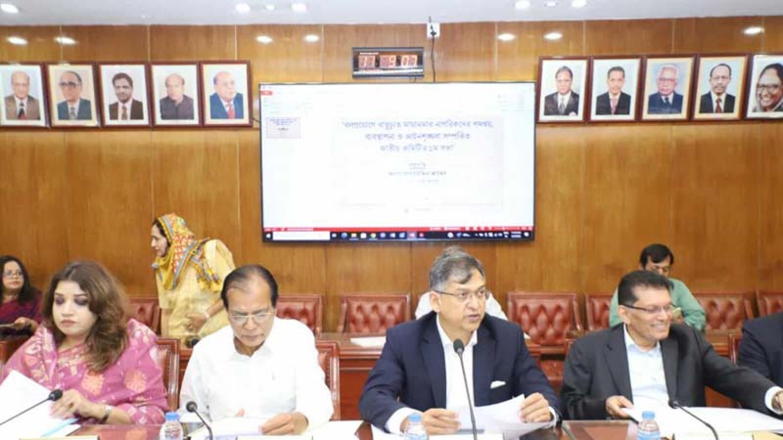 জামিনে মুক্ত শীর্ষ সন্ত্রাসীরা অপরাধে জড়ালে ব্যবস্থা: স্বরাষ্ট্রমন্ত্রী