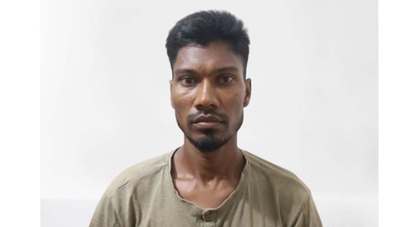 নগরীতে ইয়াবা সেবনরত অবস্থায় ১ মাদকসেবী ও অনলাইন জুয়ারি গ্রেপ্তার