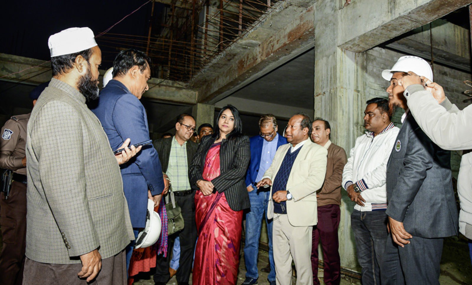 তথ্য ও সম্প্রচার সচিবের রাজশাহী তথ্য কমপ্লেক্স নির্মাণ কাজ পরিদর্শন
