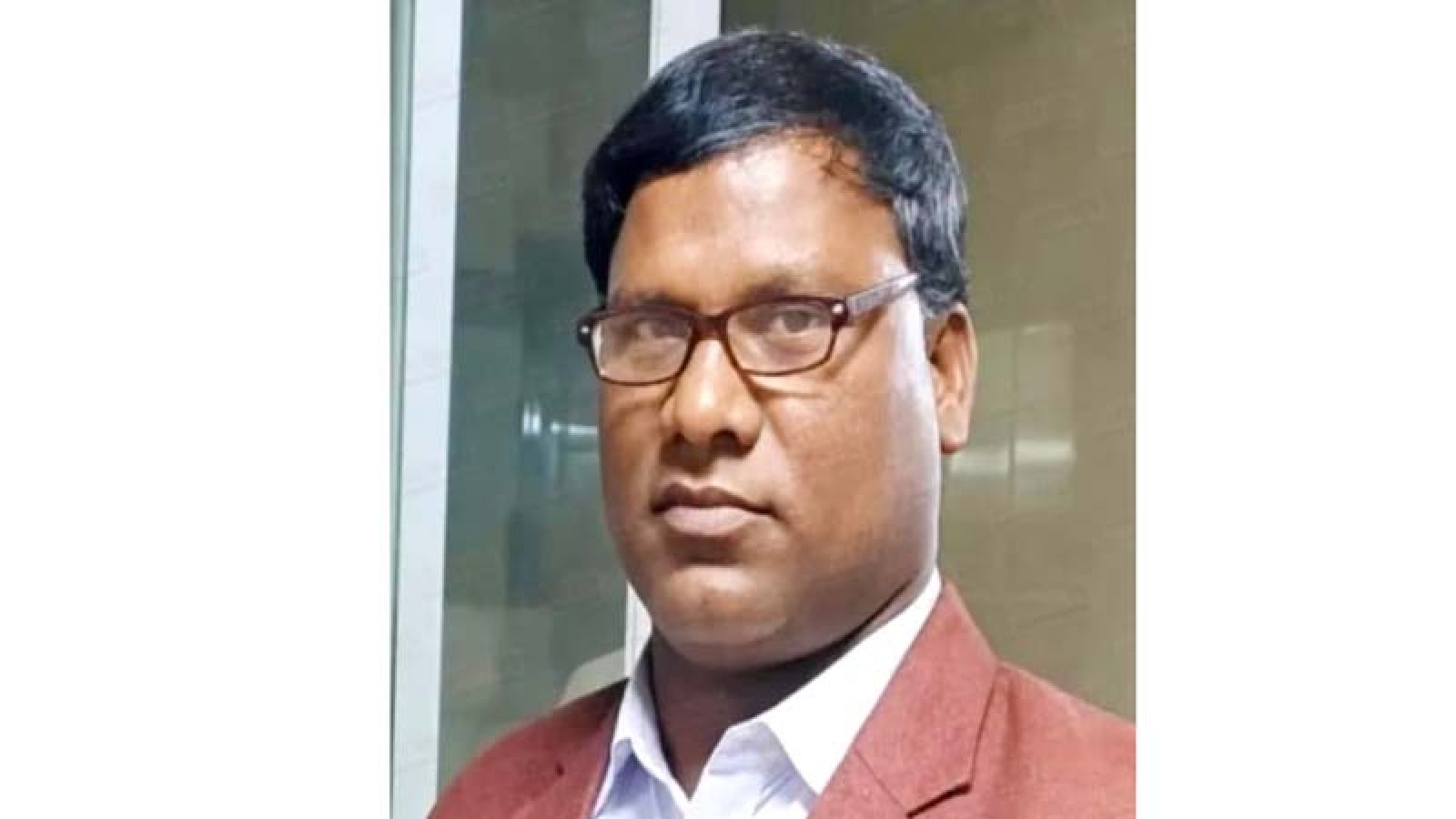 পবায় গ্রাম আদালতে সাংবাদিককে মারধর ও শ্বাসরোধে হত্যাচেষ্টার অভিযোগে মামলা
