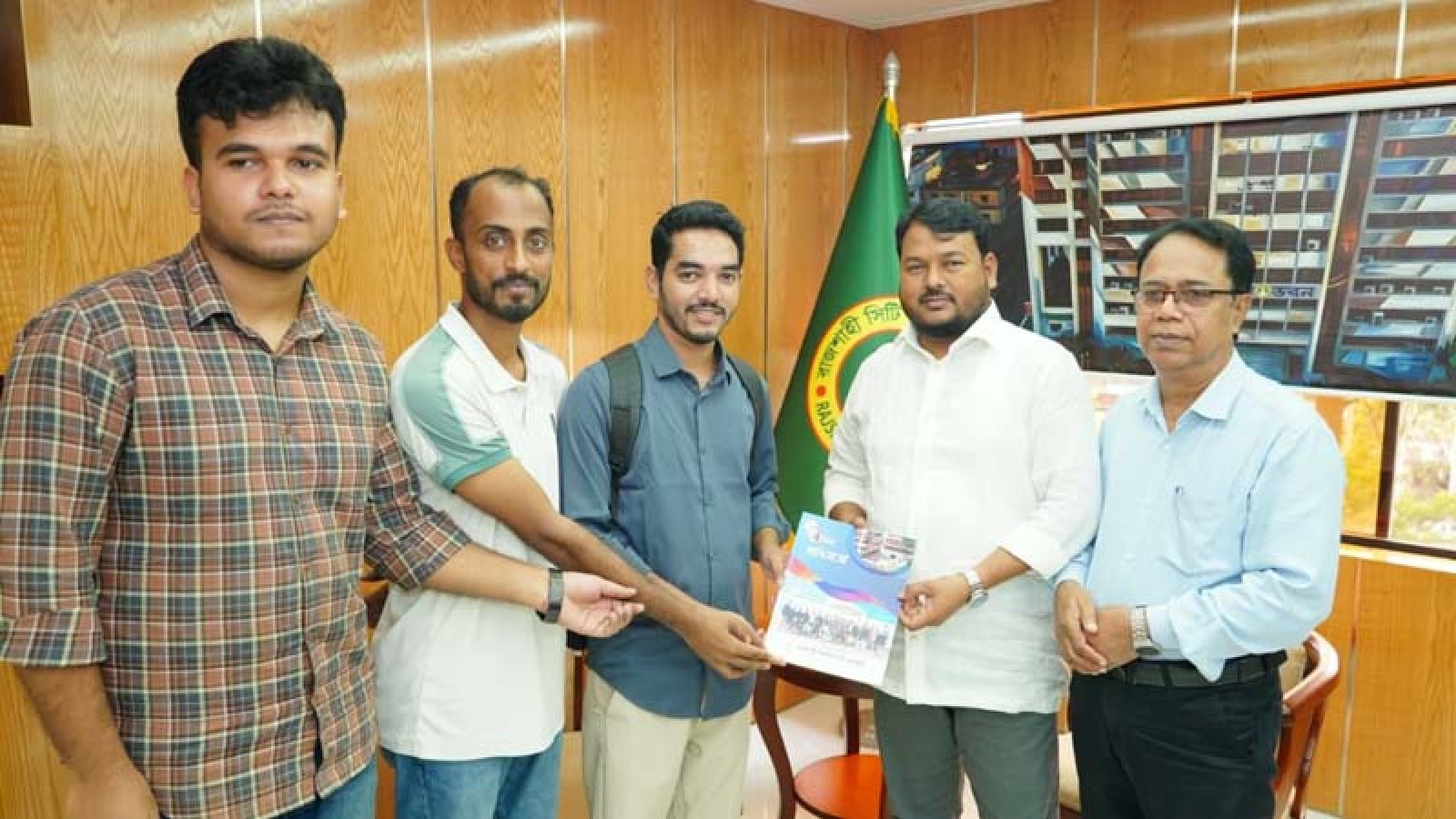 রাসিক প্রশাসকের সঙ্গে রাবি প্রেসক্লাবের নেতৃবৃন্দের সৌজন্য সাক্ষাৎ