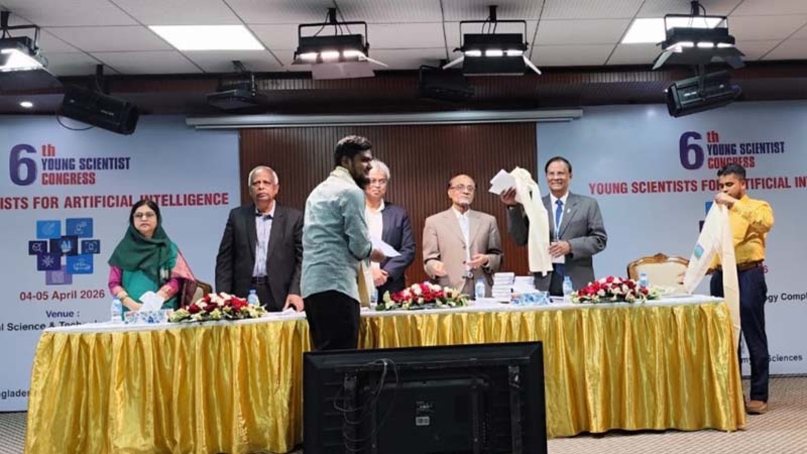 ইয়াং সায়েন্টিস্ট কংগ্রেসে রুয়েট শিক্ষার্থীর ২য় স্থান অর্জন
