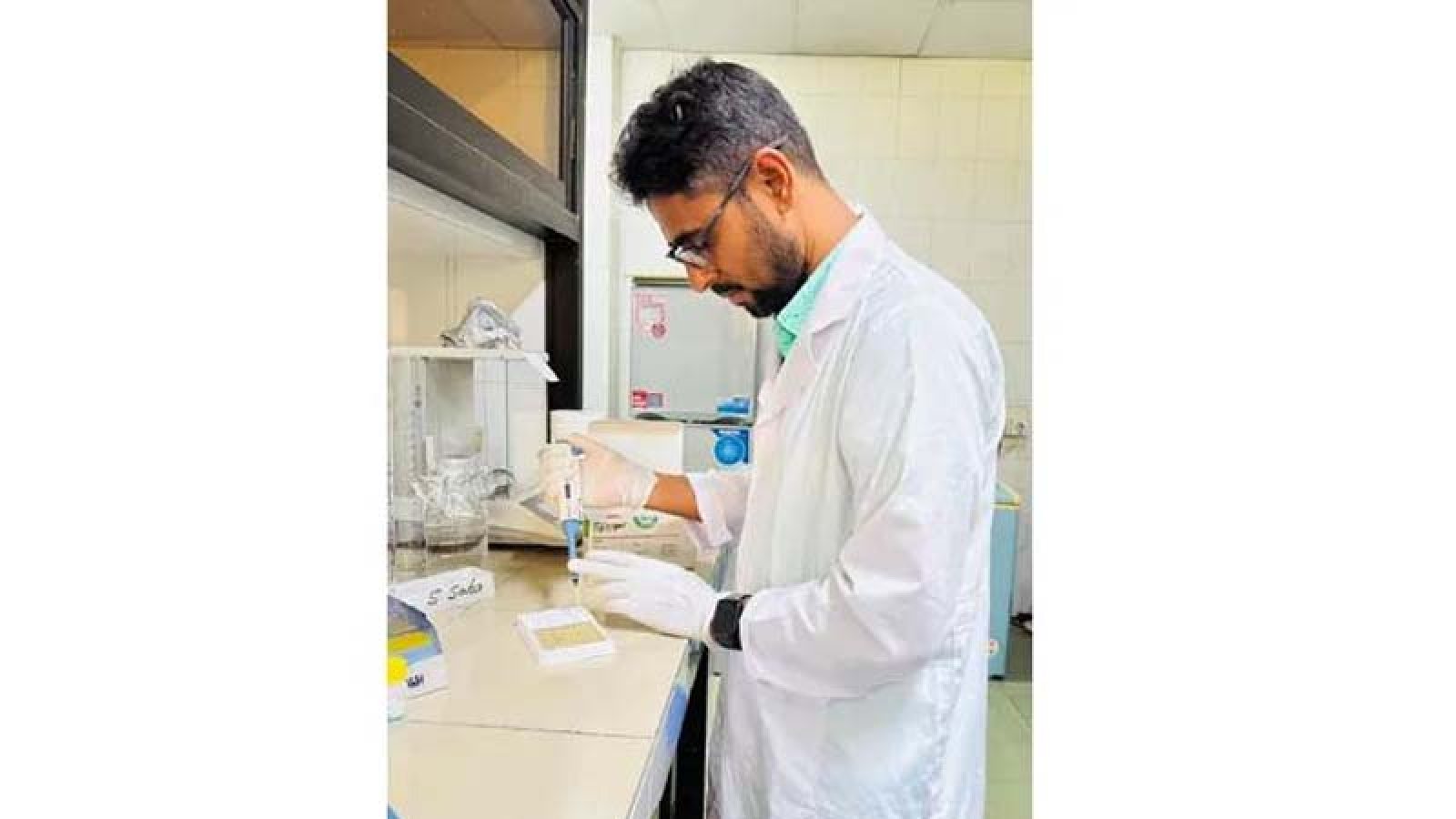 টিকা ঘাটতিতে বাড়ছে হামের ঝুঁকি, বাকৃবির জিনোমিক্স ল্যাবের সতর্ক বার্তা