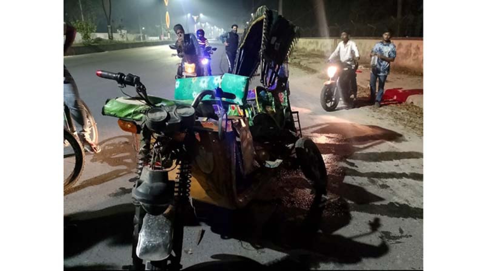 রাজশাহীতে বাসের ধাক্কায় দুই রিকশাচালক নিহত
