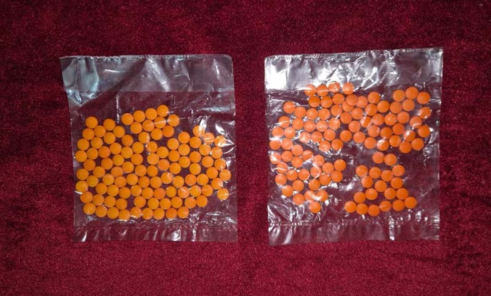চারঘাট সীমান্তে ভারতীয় ইয়াবা ট্যাবলেট জব্দ