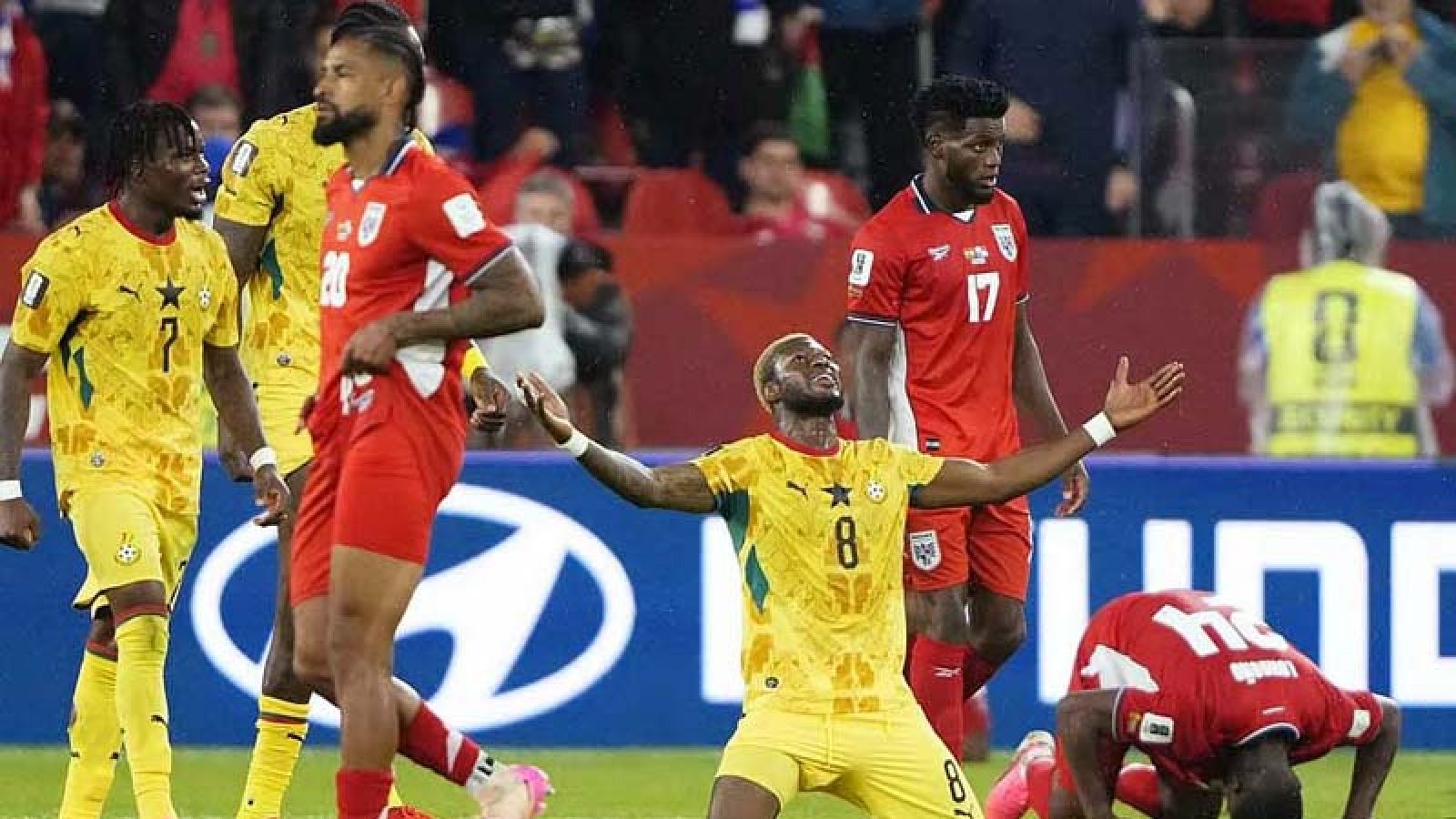 ৯৫ মিনিটের গোলে পানামার হৃদয় ভেঙে ঘানার জয়