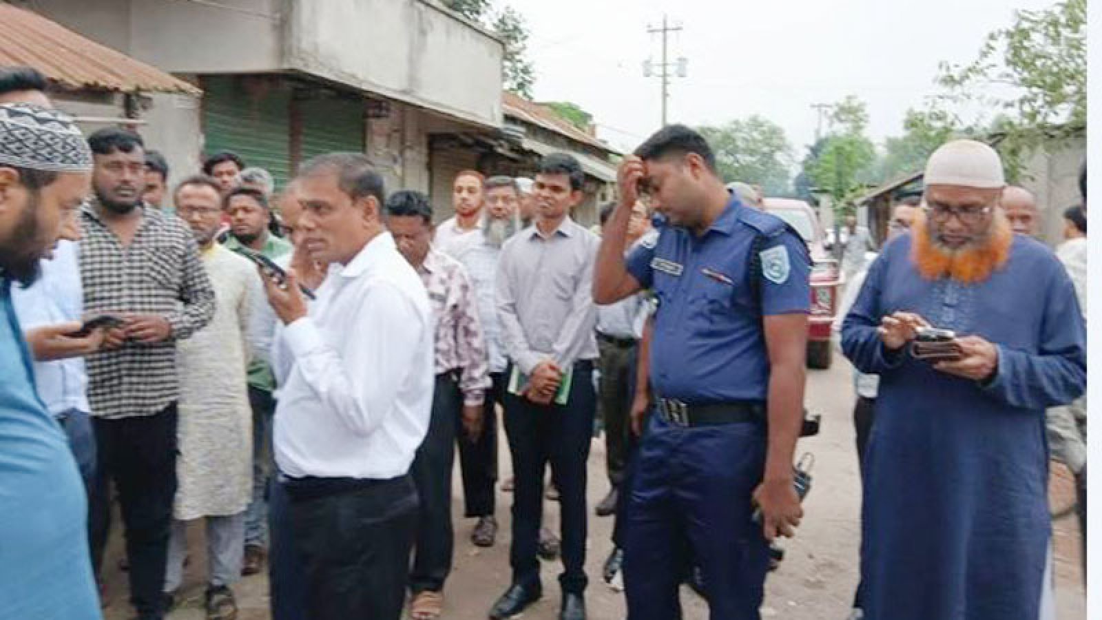 বড়পুকুরিয়া কয়লাখনির ক্ষতিগ্রস্ত ১৩ গ্রামের অধিবাসীদের অবস্থান ধর্মঘট প্রত্যাহার