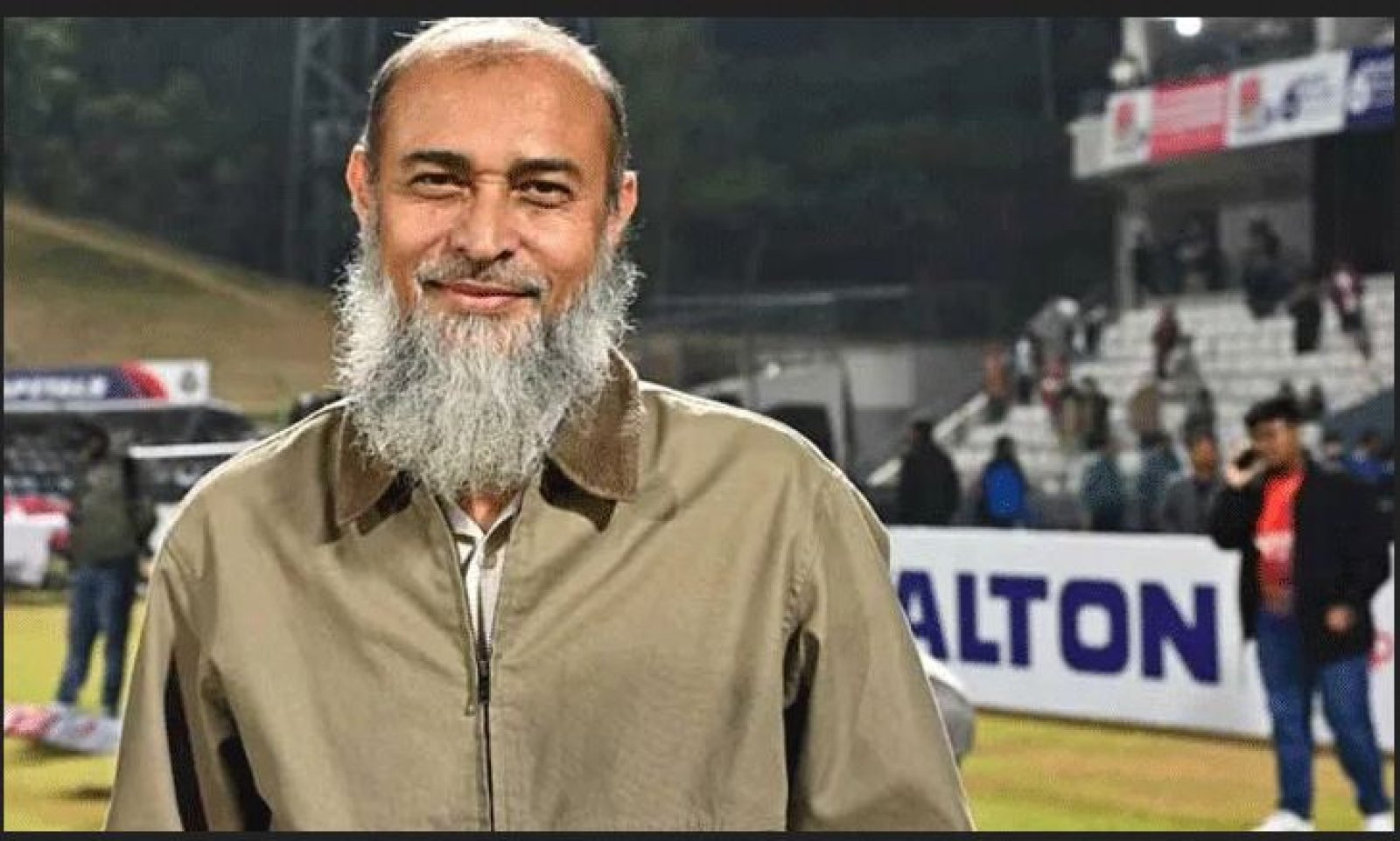 পরিচালক নাজমুলকে শোকজ বিসিবির, ৪৮ ঘণ্টার মধ্যে কারণ দর্শানোর নোটিশ