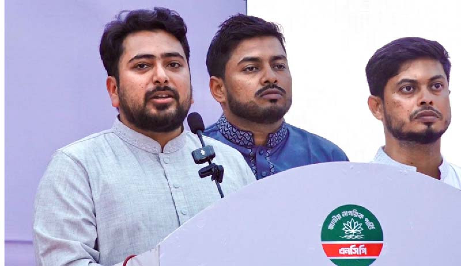 ফ্যাসিস্টের দোসরের বক্তব্য শোনার জন্য সংসদে যাচ্ছি না: নাহিদ