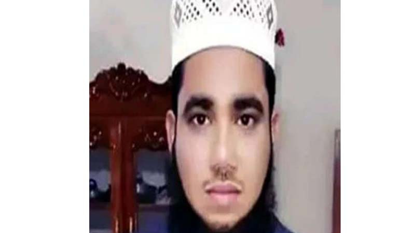 রাণীনগরে বাল্য বিয়ের কাগজ চাওয়ায় মারপিটের শিকার গৃহবধূ সুমি ॥ সুষ্ঠ বিচারের আশায় ঘুরছেন দ্বারে দ্বারে
