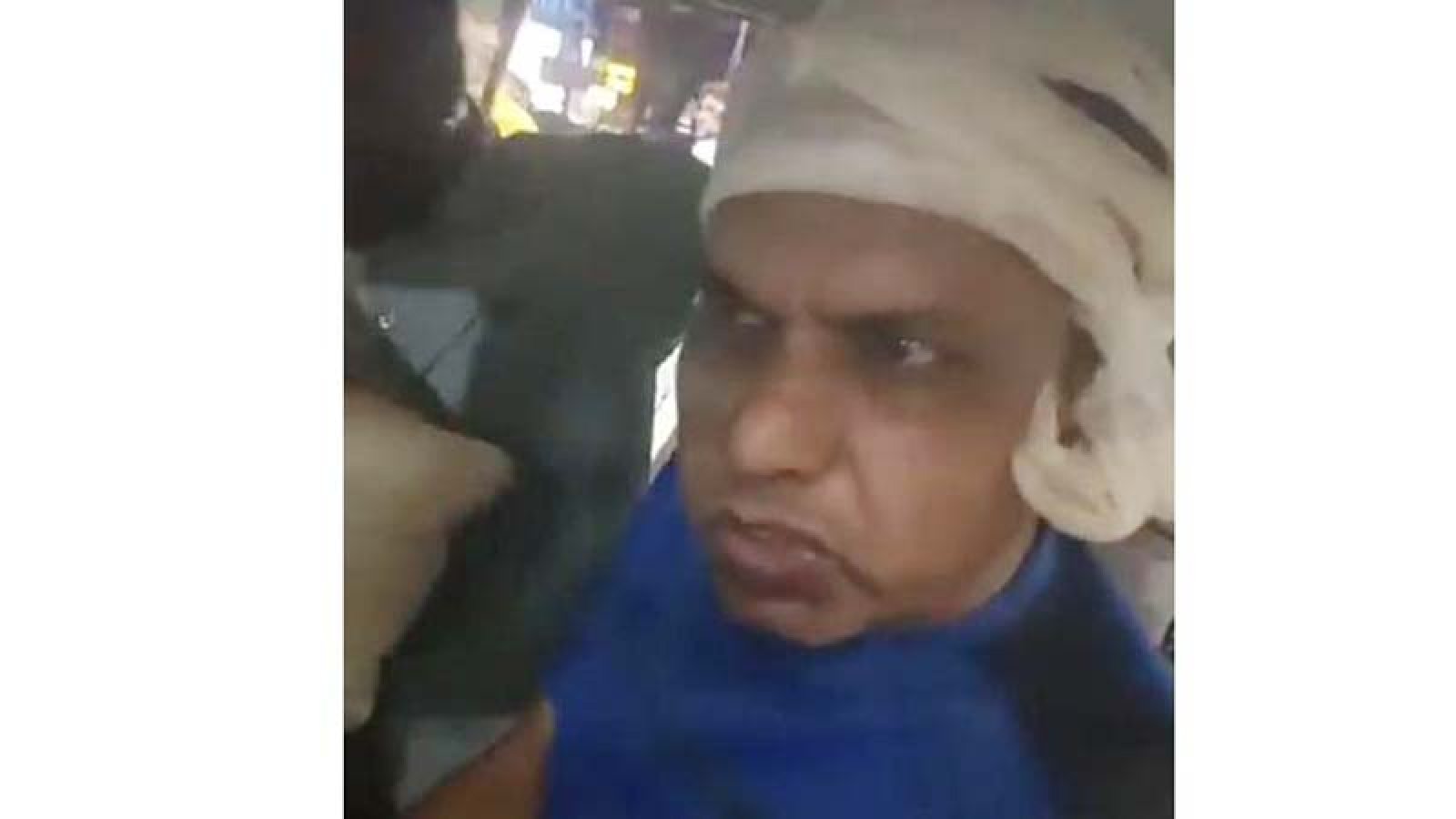খুলনায় খাদ্য কর্মকর্তাকে কুপিয়ে জখম