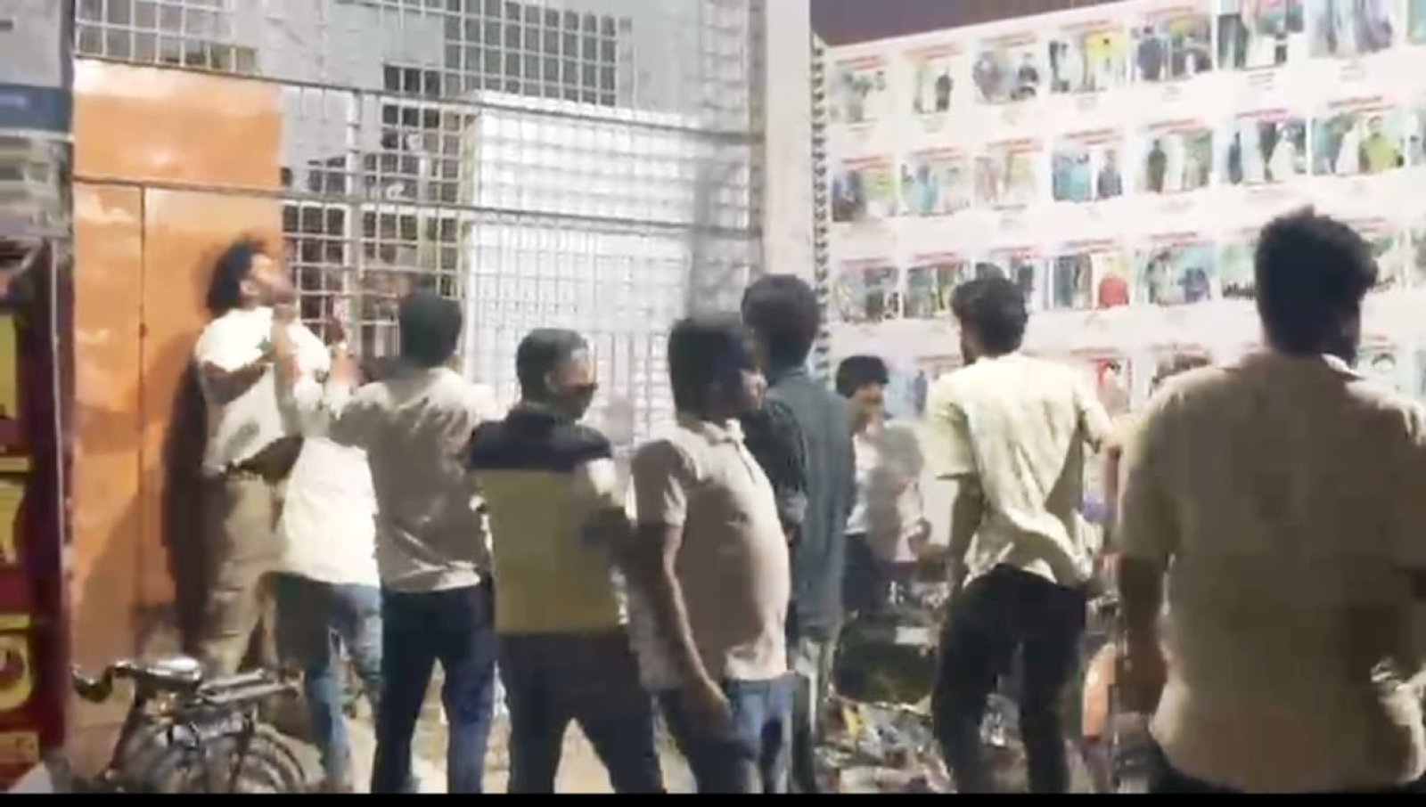 রাবিতে সাংবাদিকদের ওপর ছাত্রদলের হামলা,  চার সাংবাদিকসহ আহত ১০