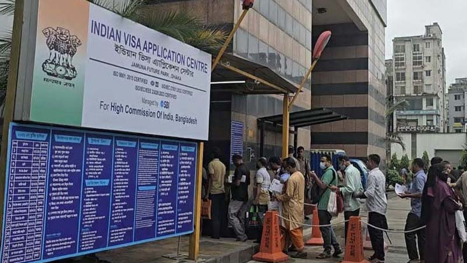 ভারতীয় ভিসা চালু হওয়ায় স্বস্তি, ‘টাইম-স্লটের’ ভোগান্তি কমার আশা