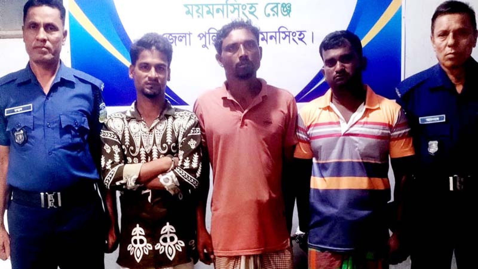 মাকে মারধর করে শিশুকে ছিনিয়ে ২ লাখে বিক্রি, দাদা-দাদিসহ গ্রেপ্তার ৫
