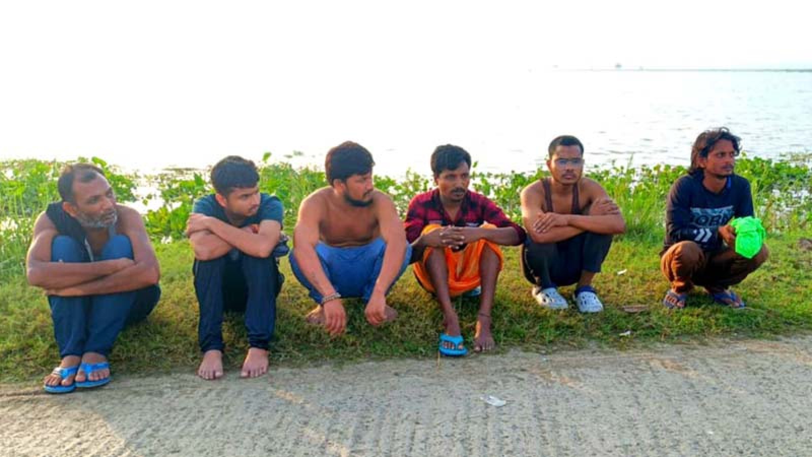 গোমস্তাপুর সীমান্তে ৬ জনকে ঠেলে পাঠানোর চেষ্টা, রুখে দিয়েছে বিজিবি