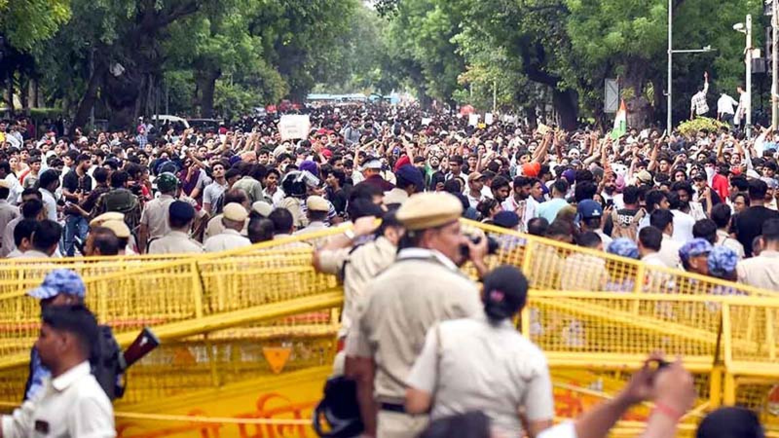 মমতা-রাহুলের আবেদন খারিজ, জ্ঞানেশ-এসআইআর ইস্যুতে সাক্ষাতে ‘না’ প্রধান বিচারপতির