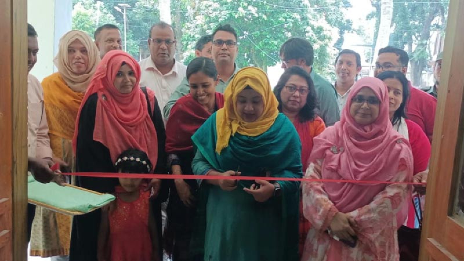 মান্দায় তিনদিন ব্যাপি জাতীয় ফল মেলার উদ্বোধন