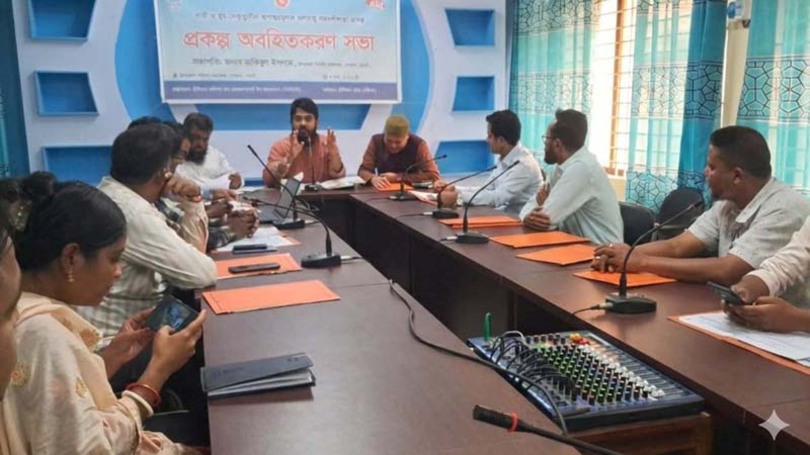 পোরশায় সিসিডিবি’র প্রকল্প অবহিতকরণ সভা