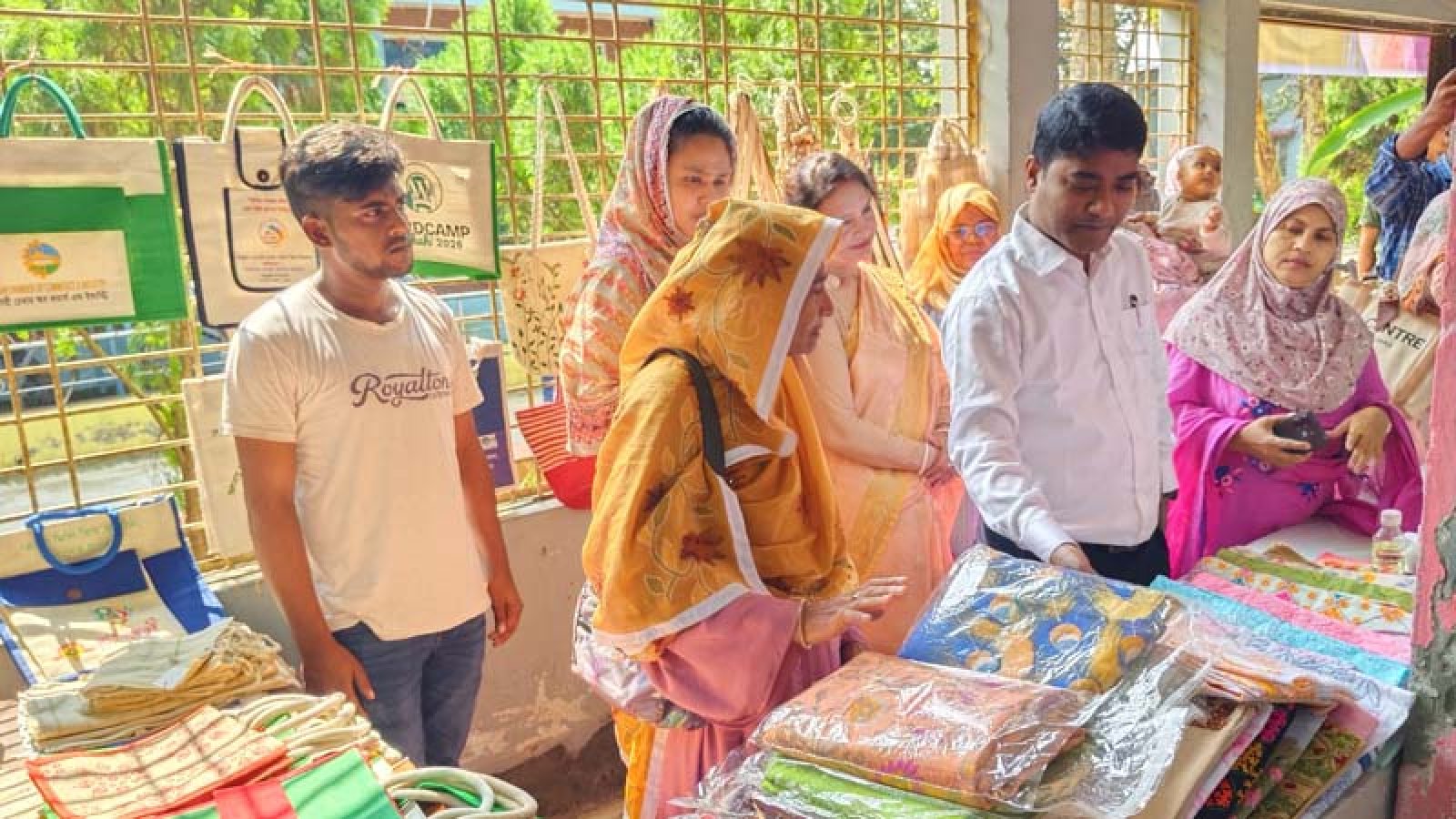 নারী উদ্যোক্তাদের ব্যবসায় নতুন সম্ভাবনা তৈরি করবে এআই : ইউএনও পবা