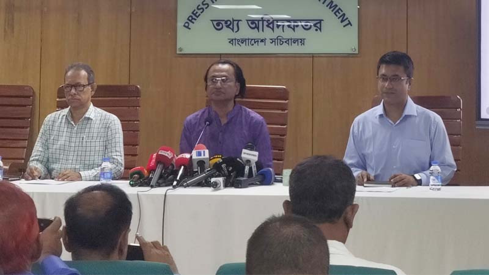 শেখ হাসিনার জন্য দেশে মৃত্যুদণ্ড অপেক্ষা করছে: ডা. জাহেদ
