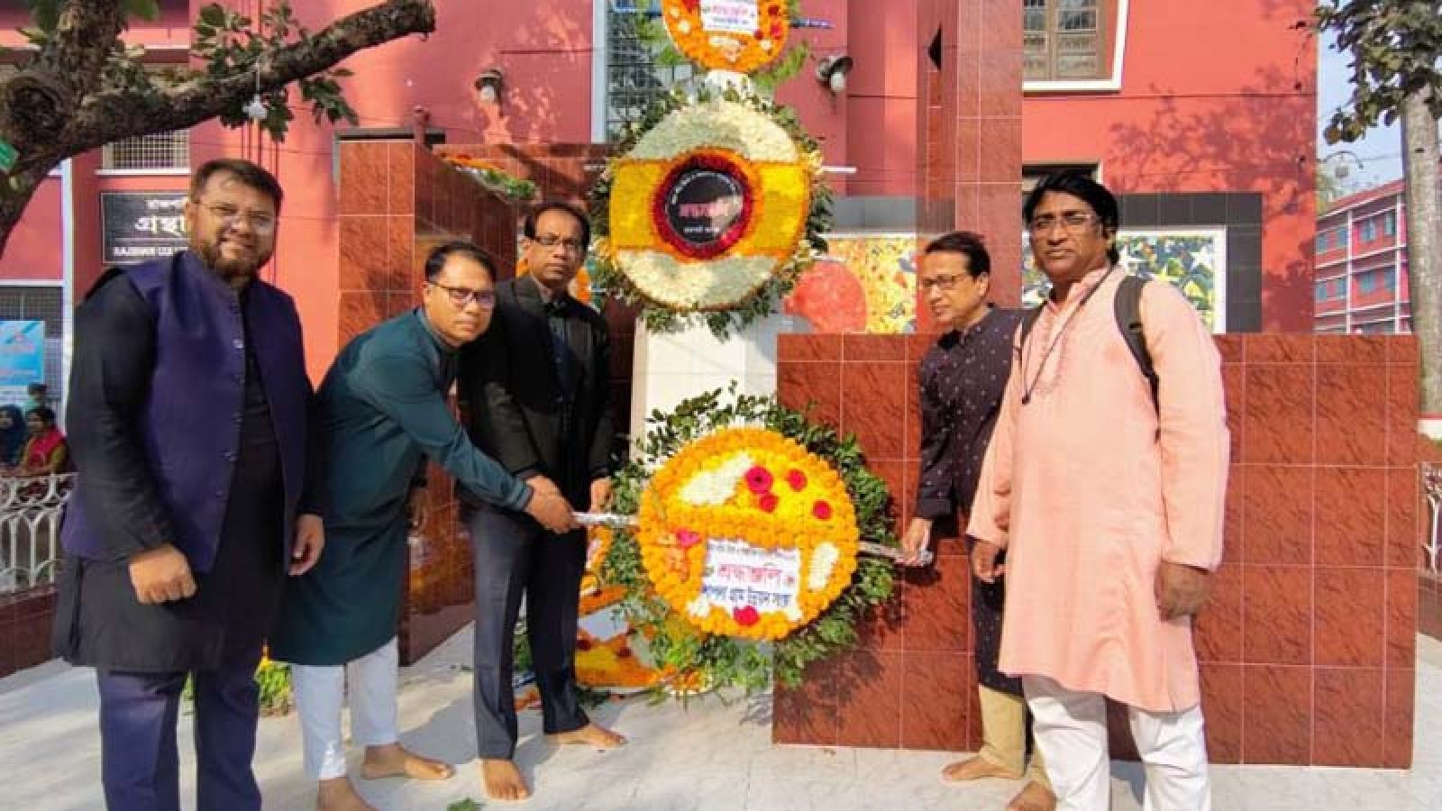 শাপলার উদ্যোগে জাতীয় শহীদ দিবস উদযাপন