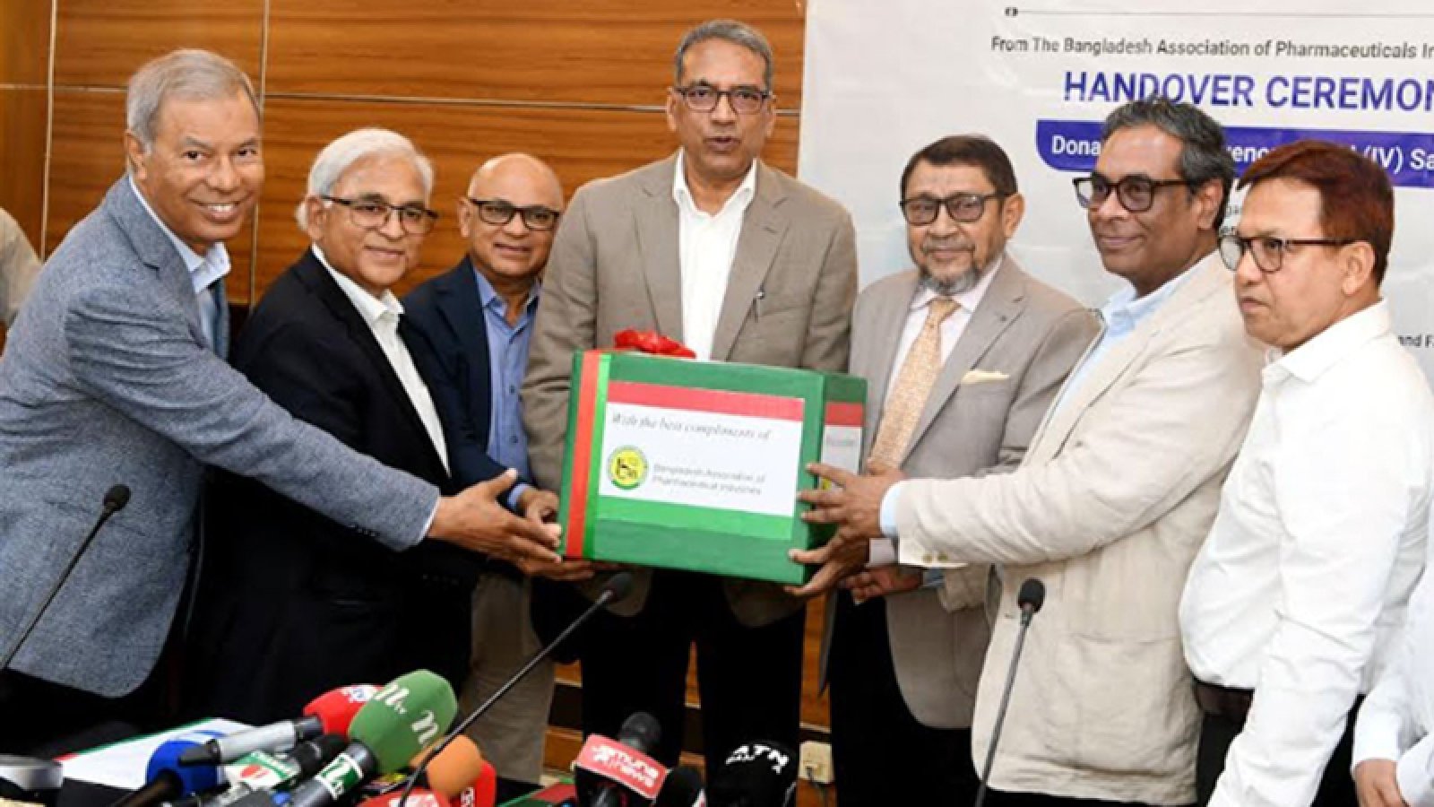 ১৪০ দেশে রপ্তানি হচ্ছে বাংলাদেশের ওষুধ: স্বাস্থ্যমন্ত্রী