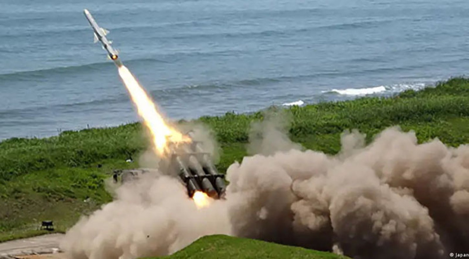 এবার যুদ্ধবিমান ও মিসাইল রপ্তানি করবে শান্তিপ্রিয় জাপান